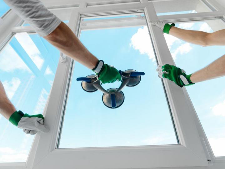 Des vitres remplacées sur mesure.